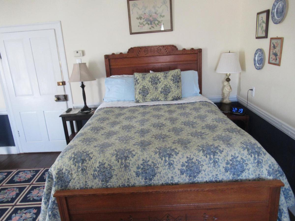Carrier Houses Bed & Breakfast Rutherfordton Exterior foto
