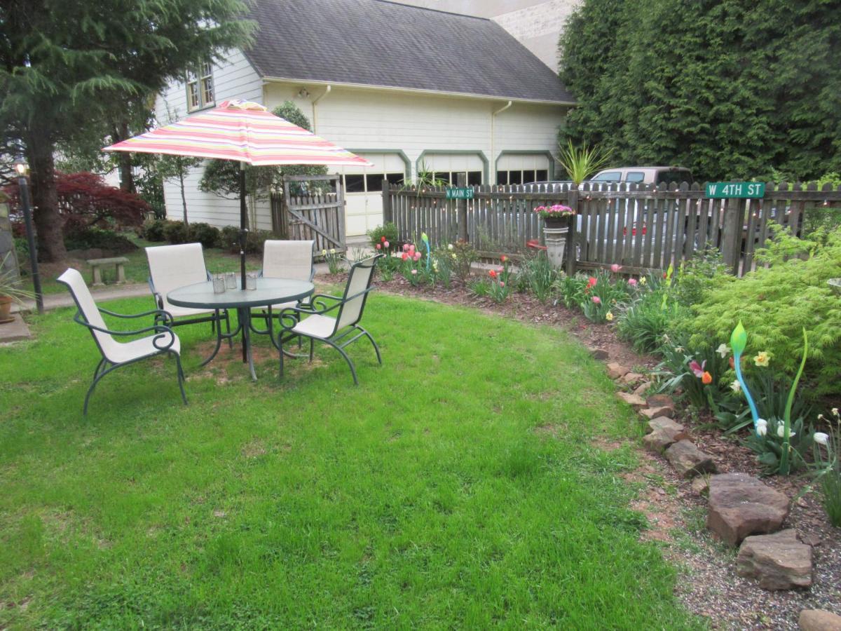 Carrier Houses Bed & Breakfast Rutherfordton Exterior foto
