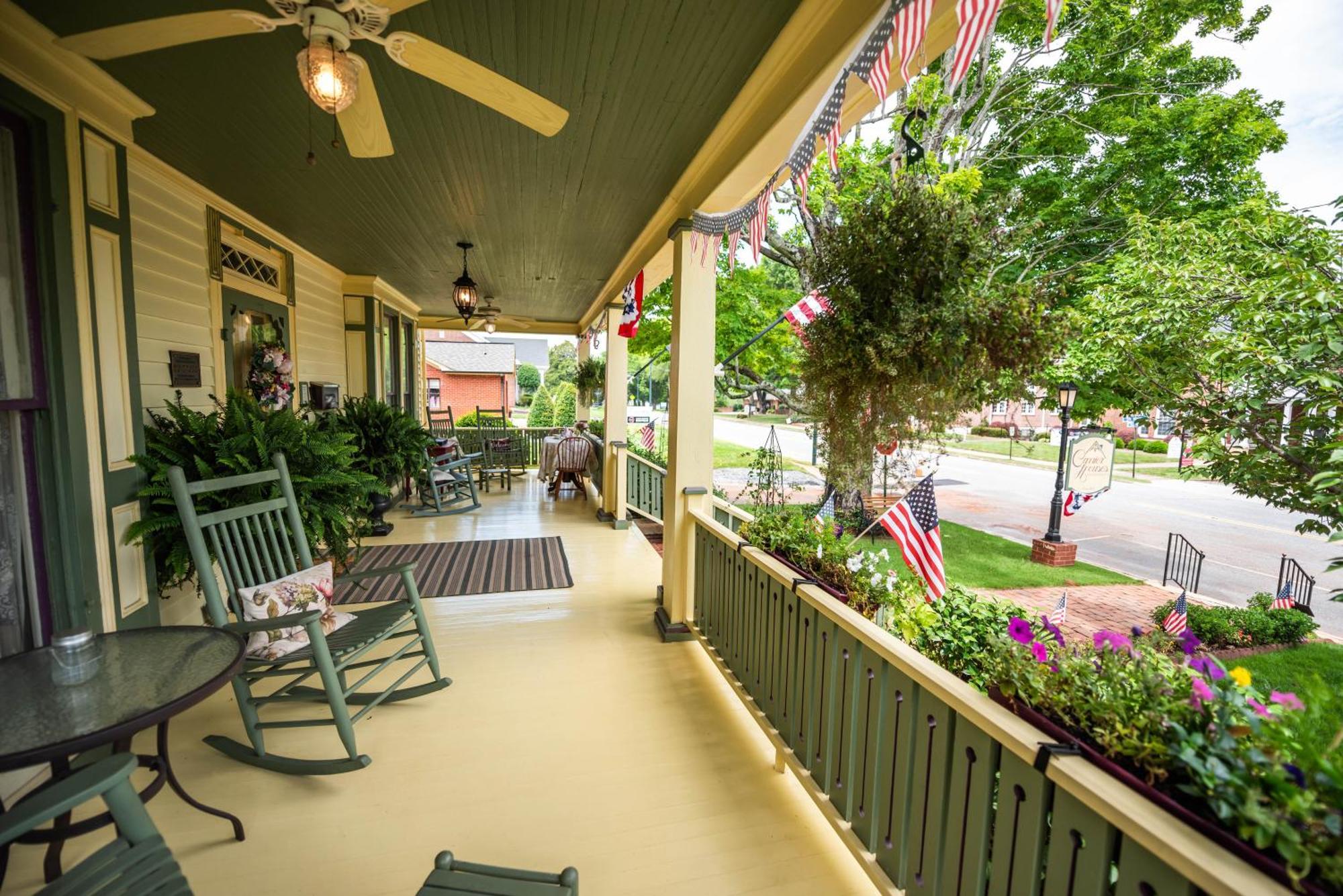 Carrier Houses Bed & Breakfast Rutherfordton Exterior foto