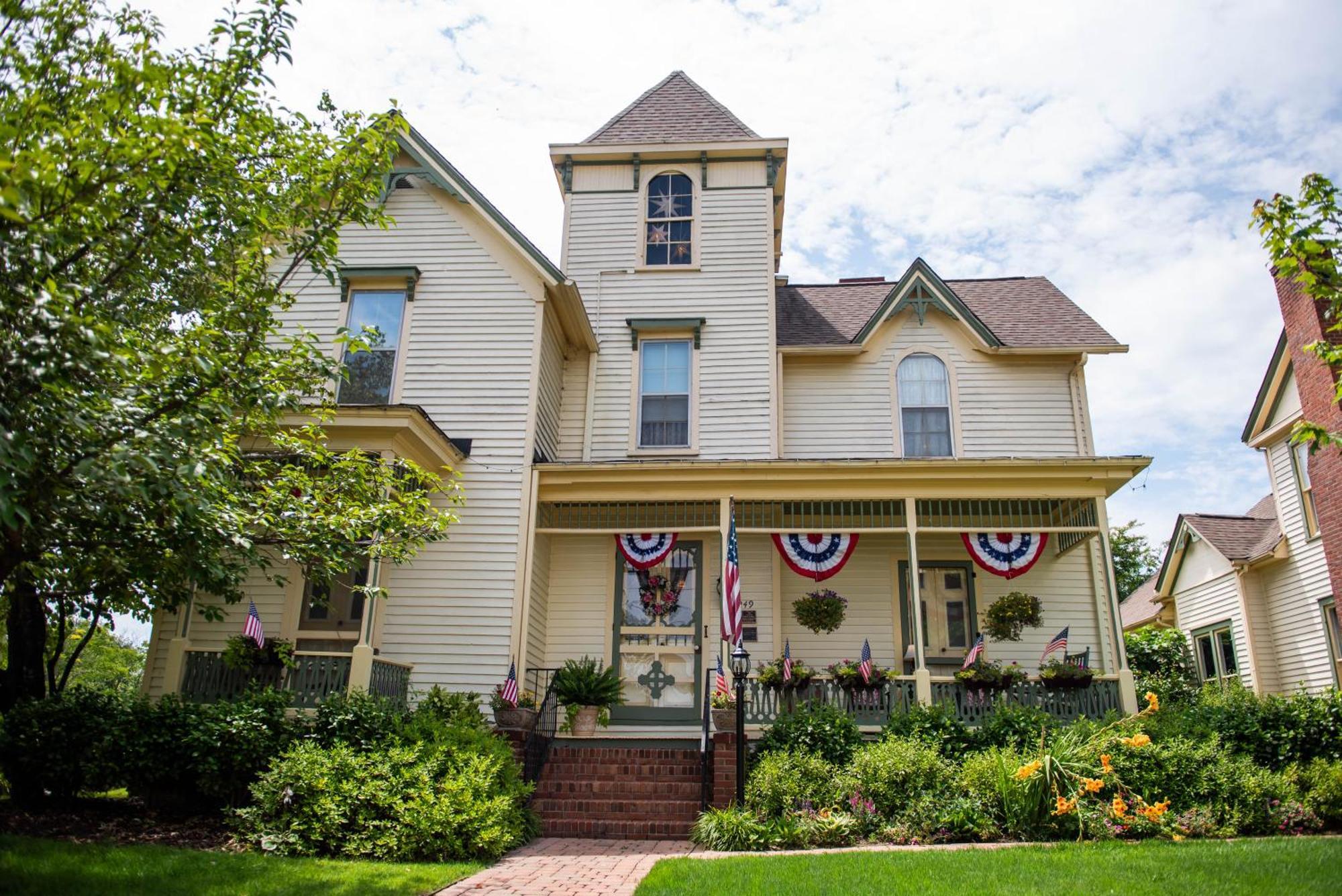 Carrier Houses Bed & Breakfast Rutherfordton Exterior foto